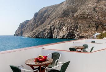 Irini s Rooms Fteoura has Balcony rooms