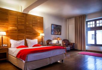 Rembrandt Hotel allows 18 year olds to book a room