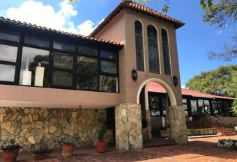 Hotel Chipinque allows 18 year olds to book a room