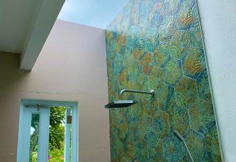 Villa del Carmen Boqueron allows 18 year olds to book a room