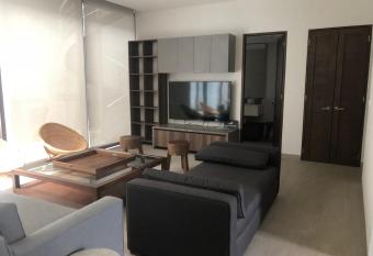 Luxurious Condo in the Marina has Balcony rooms