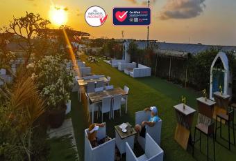 The Akmani Legian has Balcony rooms