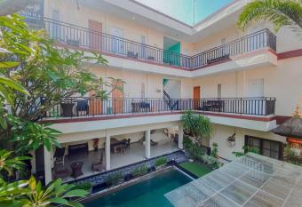 Dedy Beach Inn allows 18 year olds to book a room