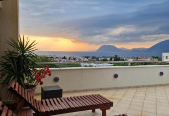 V for the View has Balcony rooms