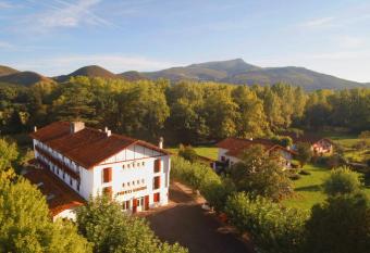 Hotel Pyren  es Atlantique has Balcony rooms