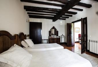 Solar do Morgado Oliveira has Balcony rooms