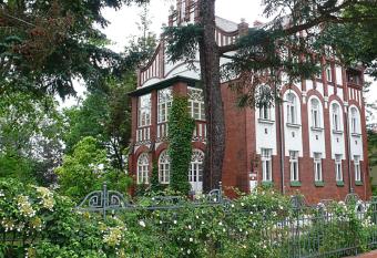 Pension Villa Fortuna has Balcony rooms