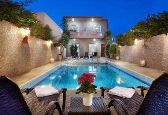 Sun Nicolas has Balcony rooms