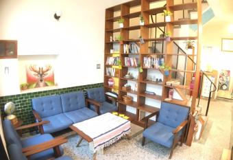 Artfull House has Balcony rooms