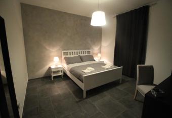 Il Rifugio degli Artisti allows 18 year olds to book a room