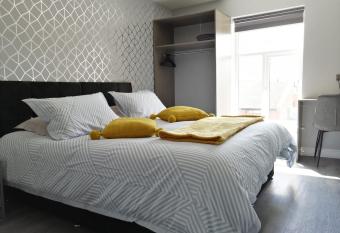 Cosgrove Bed & Breakfast allows 18 year olds to book a room