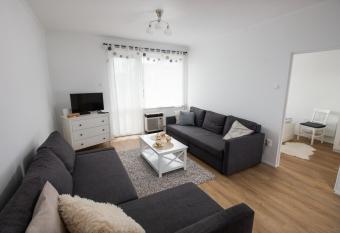 Good Life Home Apartment Szentendre has Balcony rooms