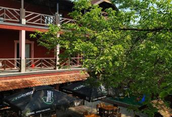 Luna has Balcony rooms