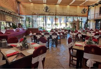 Nuestras Ra  ces Hotel - Museo - Restaurante has Balcony rooms