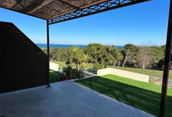 Le Domaine Vermeil has Balcony rooms