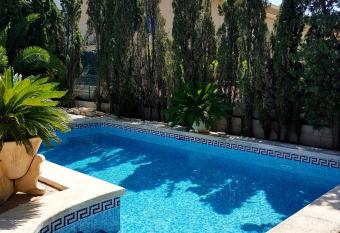 Mi Refugio has Balcony rooms