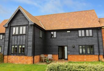 Meadow View, Near Aldeburgh has Balcony rooms