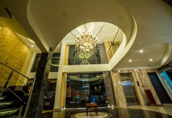 Hotel President allows 18 year olds to book a room