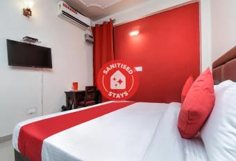 OYO New Apple Pie Near Iskcon Temple Noida allows 18 year olds to book a room