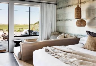 AWOL Hotel Provincetown has Balcony rooms