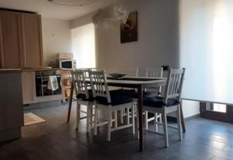 CASA TEATRO TALIA GUALDO TADINO has Balcony rooms