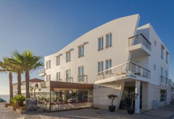 Mareta Beach - Boutique Bed & Breakfast has Balcony rooms