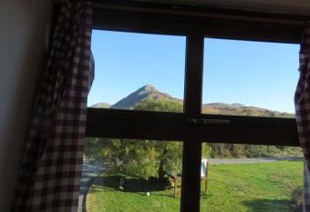 Letterfrack Mountain Farm Cottage on farm in village centre has Smoking rooms