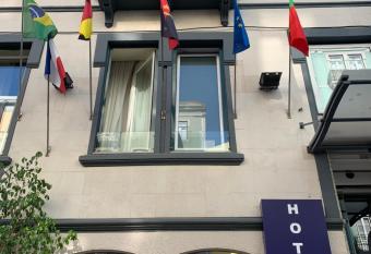 Hotel Do Chile has Balcony rooms