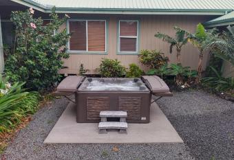 Ocean View Paradise! allows 18 year olds to book a room