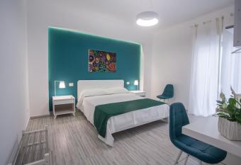 B&B al Centro allows 18 year olds to book a room