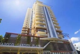 Mabolo Garden Flat A6 with free Rooftop Pool has Balcony rooms