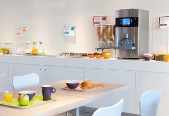 ibis Styles Nimes Gare Centre allows 18 year olds to book a room