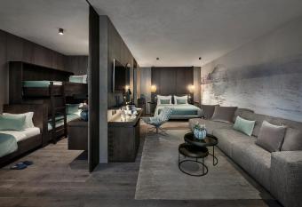 Quellenhof Luxury Resort Lazise allows 18 year olds to book a room