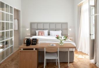 COCO-MAT Athens Jumelle has Balcony rooms