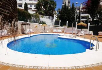 2 bedrooms appartement at Benalmadena 200 m away from the beach with sea view shared pool and furnished terrace has Balcony rooms