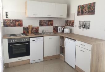 Villa Duga - Familie IL - I vanovic Lamarra Urlaub auf Vir has Balcony rooms