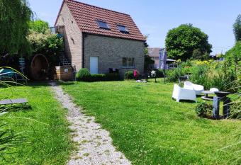 B&B De Boskouter allows 18 year olds to book a room