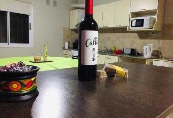 Excelente Duplex en Consorcio Privado c/ cochera allows 18 year olds to book a room