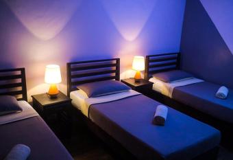 Hostel Privado has Balcony rooms