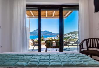 Santa Maria Village Resort & Spa allows 18 year olds to book a room