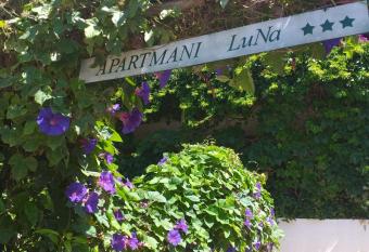 Apartmani LuNa has Balcony rooms