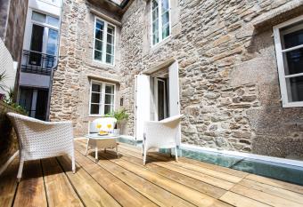 Hotel Montenegro Compostela has Balcony rooms