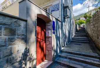 Guesthouse Matusic allows 18 year olds to book a room