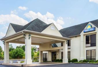 Days Inn by Wyndham Sanford has Smoking rooms