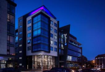Radisson Blu Royal Hotel Dublin allows 18 year olds to book a room