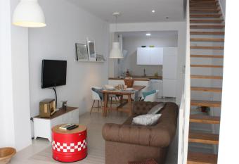 Vivienda con parking en el centro de Cartagena. allows 18 year olds to book a room