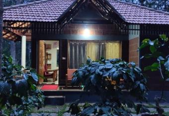 RAI COTTAGE @ Coorg ,Suntikoppa has Smoking rooms