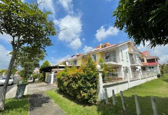 3R D Latania Senawang has Balcony rooms