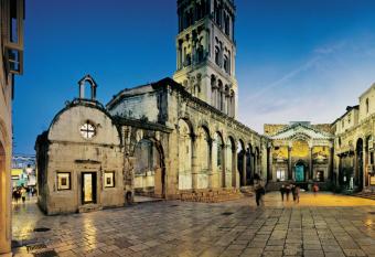 Julije Rooms allows 18 year olds to book a room