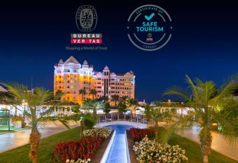 Sentido Kamelya Fulya Hotel & Aqua - Ultra All Inclusive allows 18 year olds to book a room